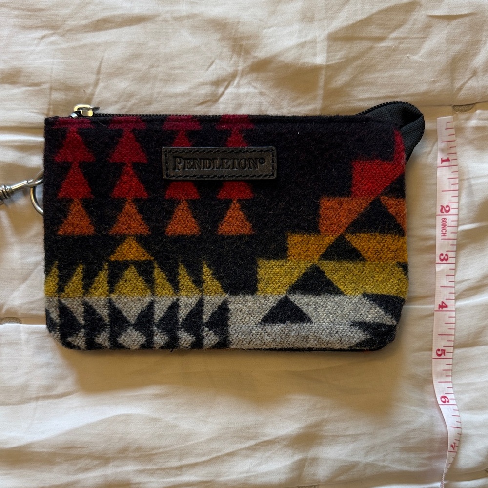 Pendleton Black And Yellow Patterned Wristlet - image 5